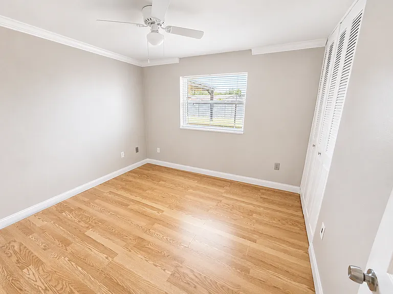 834 Linton Ave — Photo 12
