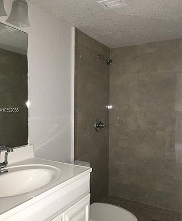 3rd image of 9350 Fontainebleau Blvd APT 201