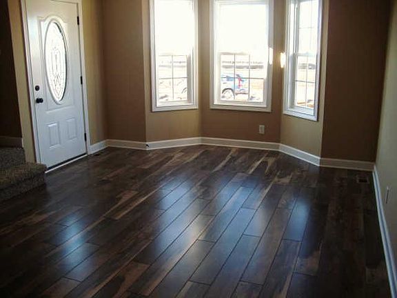 2nd image of 220 Fox Xing Lot 220