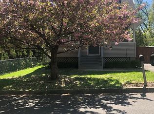 3 Korda Pl, Cedar Knolls, NJ 07927