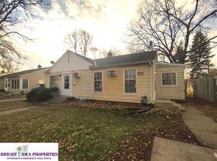 4055 Welcome Ave N, Robbinsdale, MN 55422