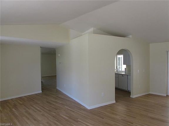 4th image of 7481 Bear Hollow Cir