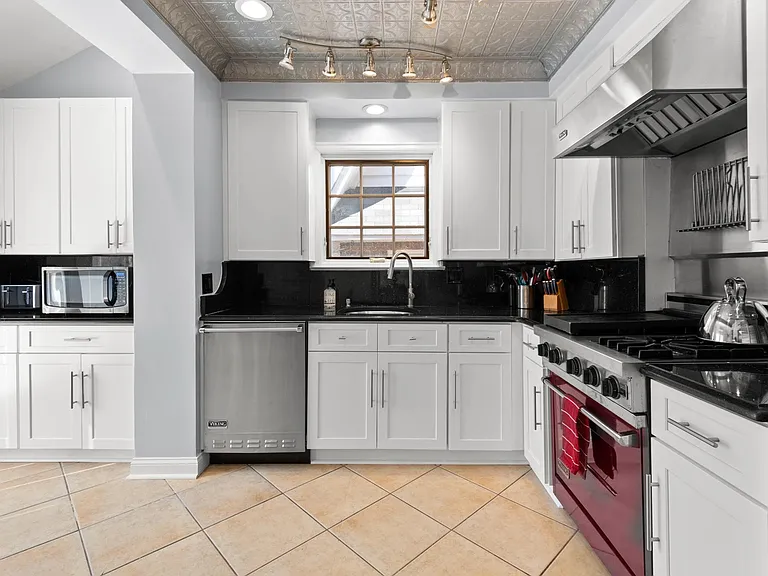 3420 Patterson St NW — Photo 17