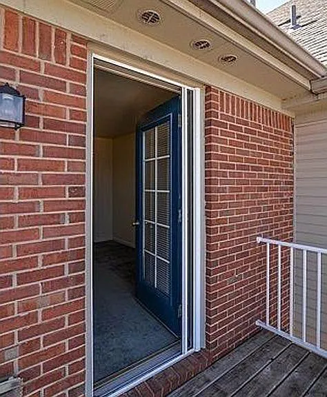2076 Cloverly Ln — Photo 22