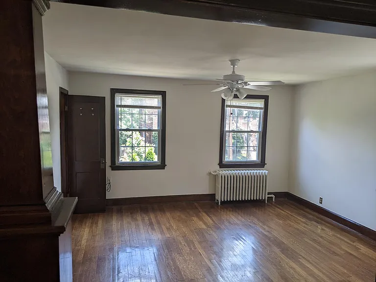 2316 40th St NW #3 — Photo 5