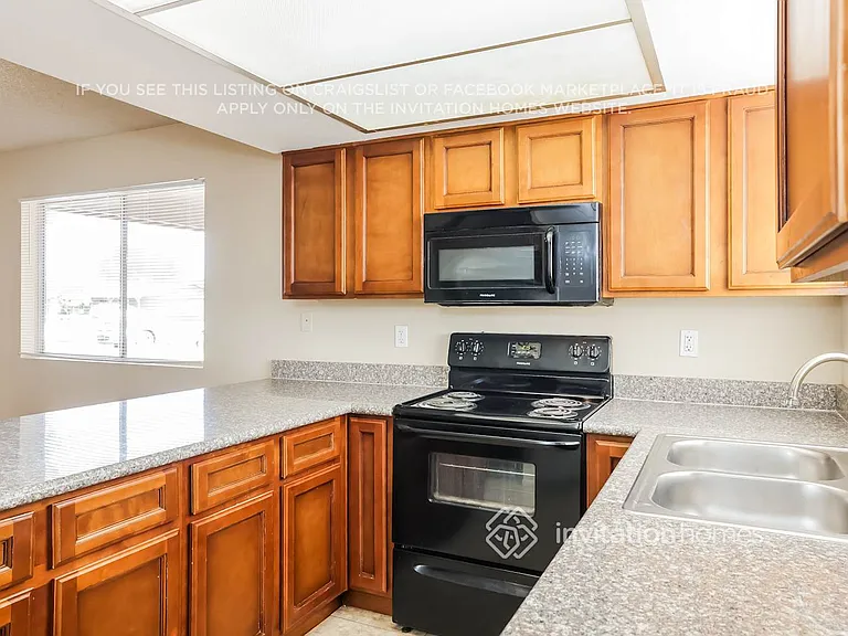 1643 W Muriel Dr — Photo 7