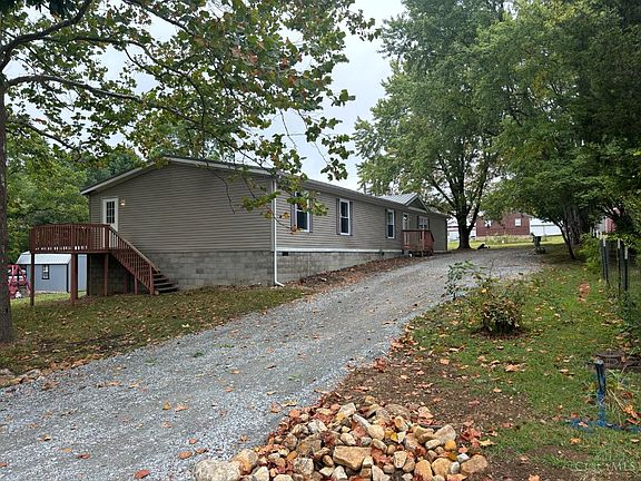 2nd image of 10801 Candy Cane Ln