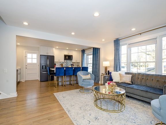 2nd image of 4551 W Pratt Ave