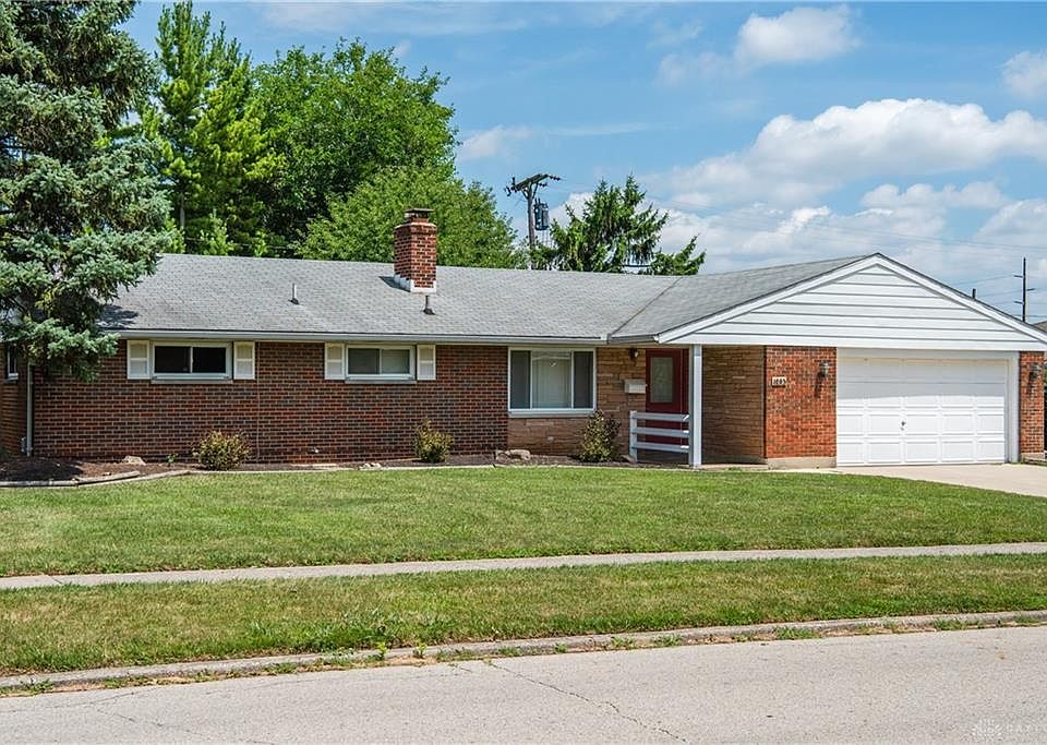 1st image of 1205 Chateau Dr