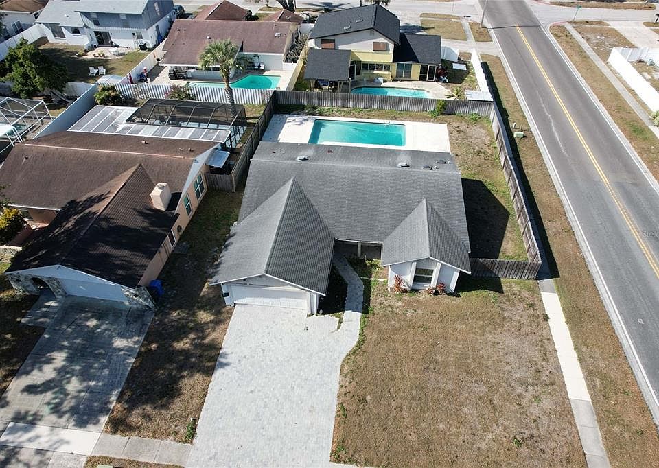 1st image of 7416 Clearview Dr