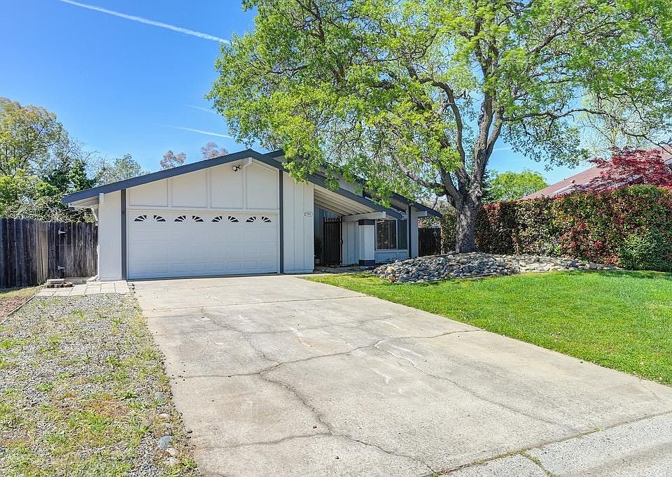 1st image of 9344 Blue Oak Dr