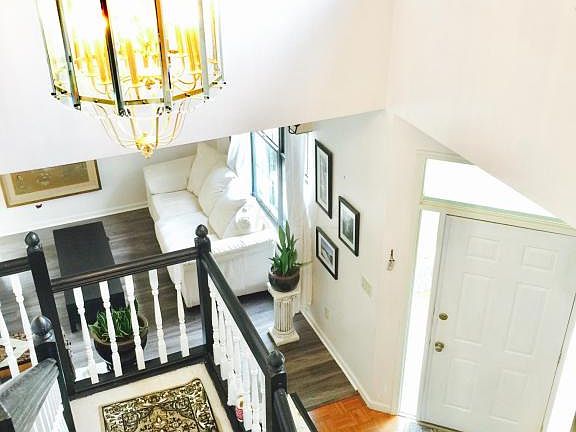 2nd image of 8592 Heritage Woods Ct