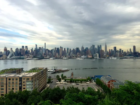47 Fulton St #3, Weehawken, NJ 07086