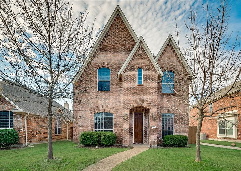 1st image of 9209 Regal Oaks Dr