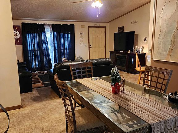2nd image of 5521 Cypress Ln