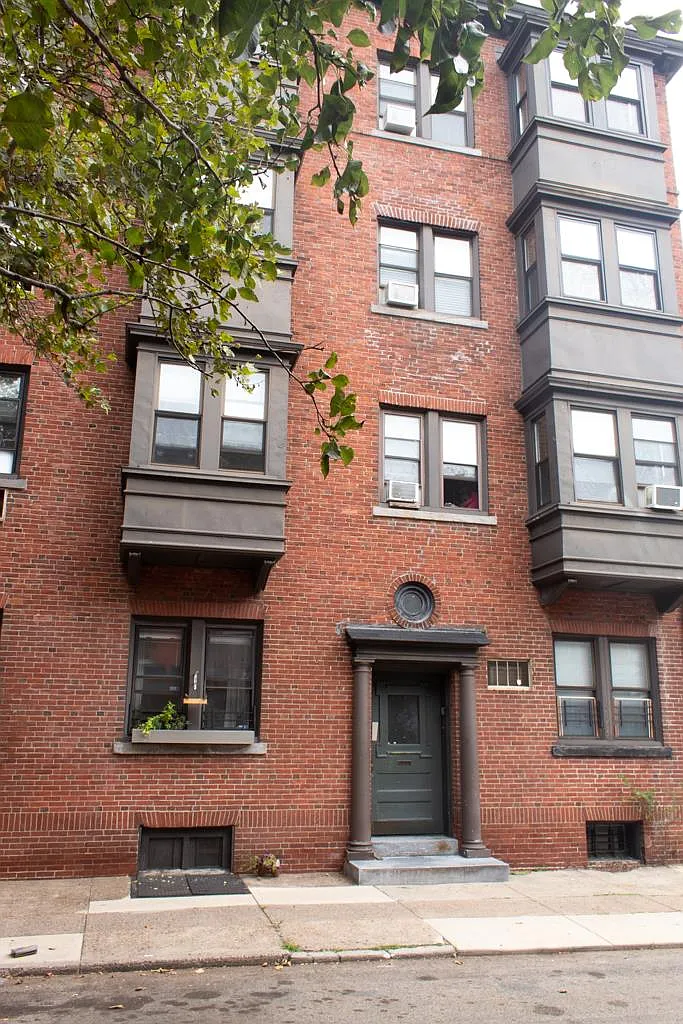 1 bed, 500 sqft, $1,240 — Photo 1