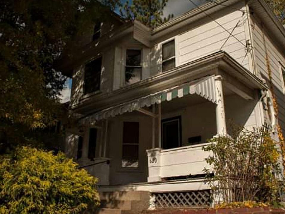 1st image of 620 9th St