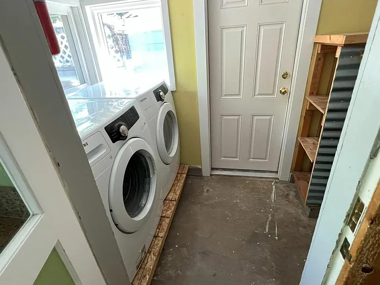 76 N K St — Photo 5