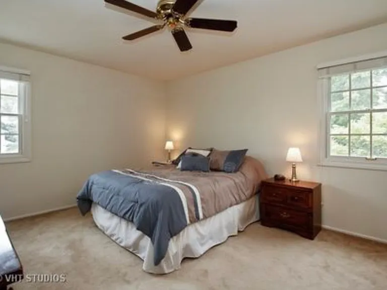 301 W Golf Rd — Photo 6