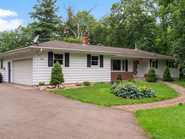 7053 Fawn Ln, Sun Prairie, WI 53590