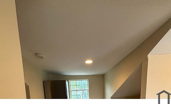 5th image of 4032 N Miro St