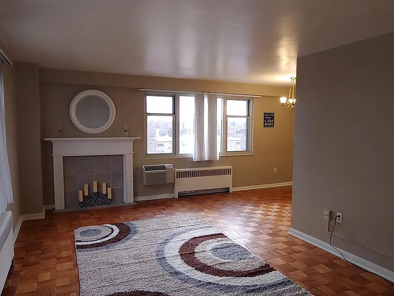 11820 Edgewater Dr #719 — Photo 1