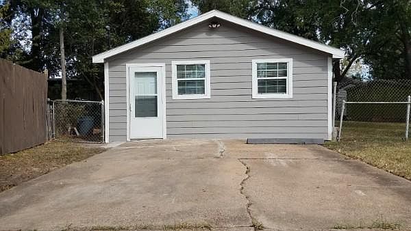 1st image of 1208 Woolfe St #A