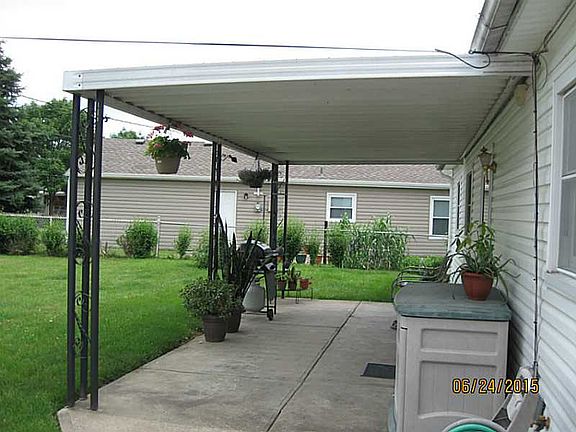 2nd image of 2227 S Aragon Ave
