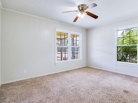 4th image of 807 N 9th St