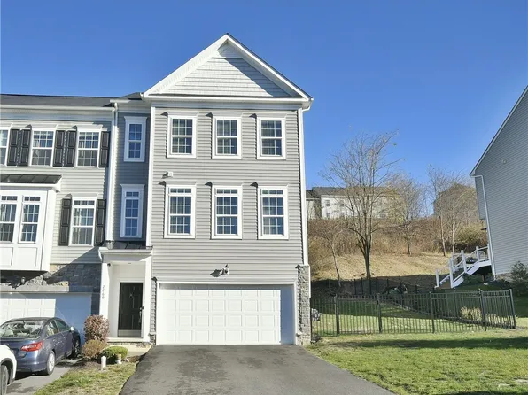 2269 Flint Dr, Washington, PA 15301