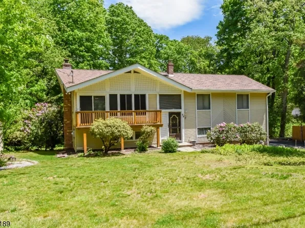 98 Gould Rd, West Milford Twp., NJ 07435