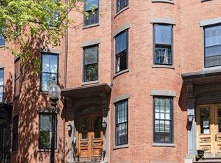 121 Pembroke St #3, Boston, MA 02118