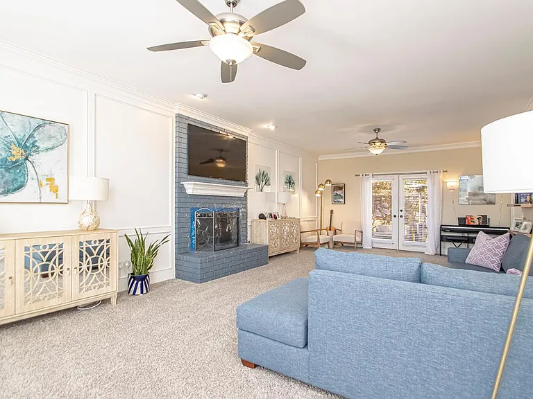 2 Partridge Ct — Photo 2