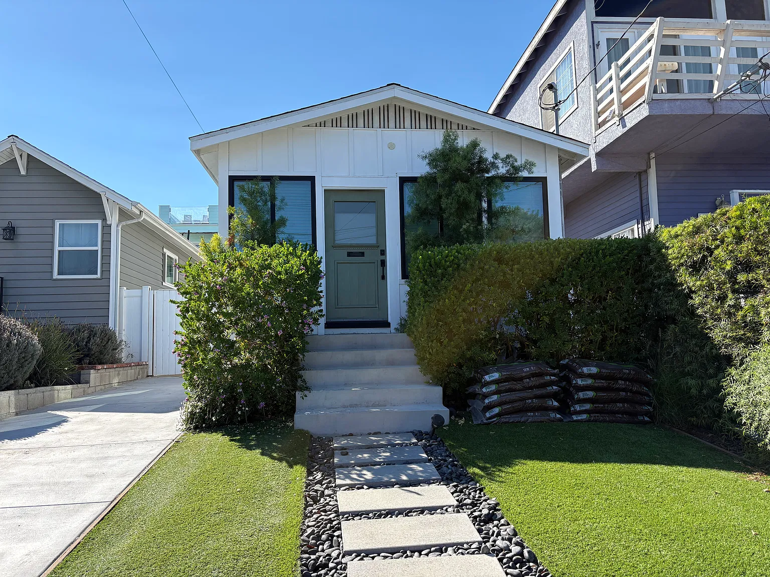 1 bed, 640 sqft, $2,950 — Photo 1