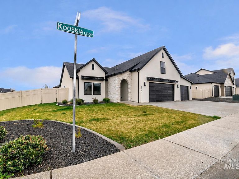 Listing photo 2