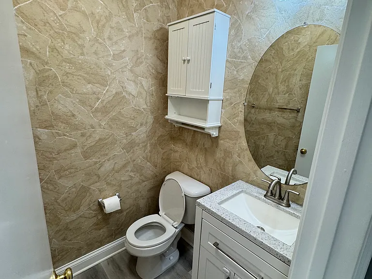 9606 Galvin Ave — Photo 6