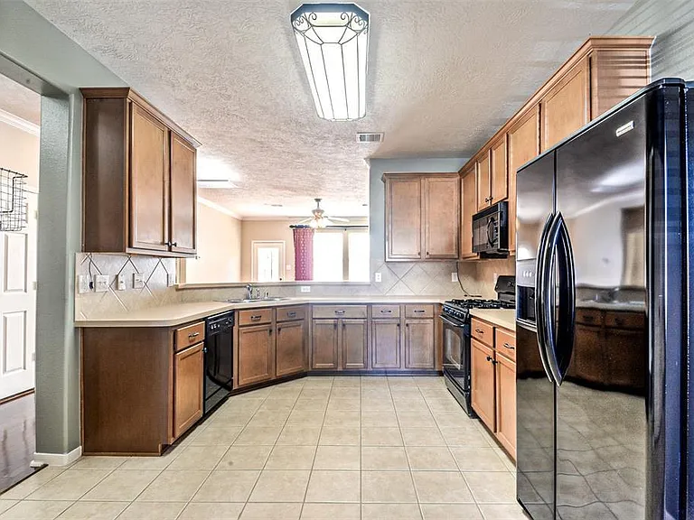 4634 Arbor Ln — Photo 8
