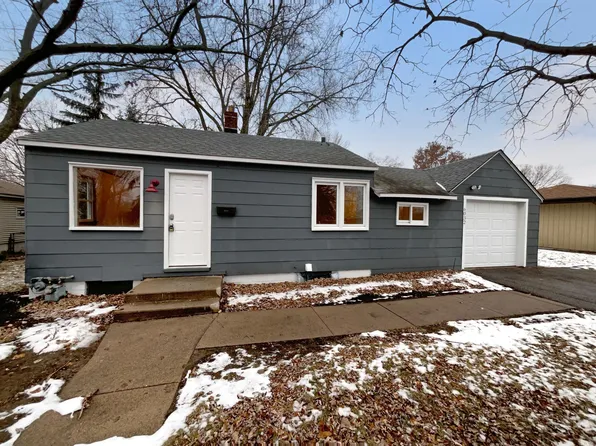 6032 2 1/2 St NE, Fridley, MN 55432