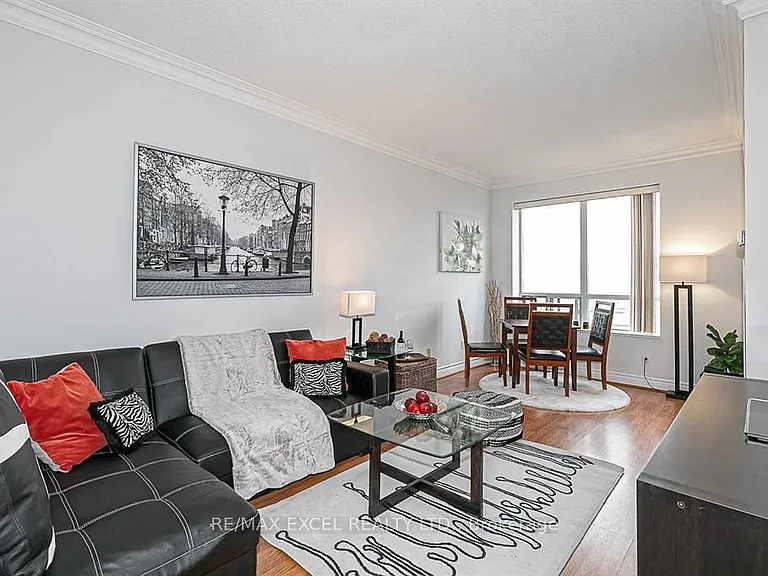 2 Clairtrell Rd #801 — Photo 10