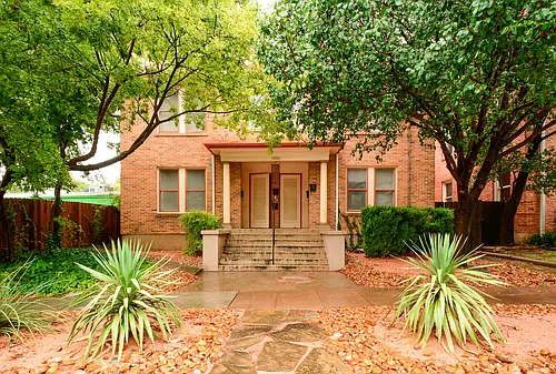 1902 Nueces St #A Photo 1