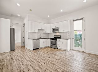 7304 N Woodley Ave #7304, Van Nuys, CA 91406