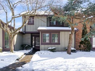 6070 Martingale Ln, Dayton, OH 45459