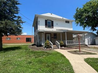 1965 Walker St, Des Moines, IA 50316