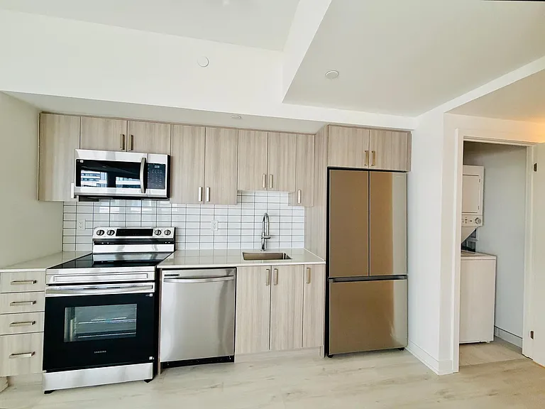 1010 Sandy Beach Rd #401 — Photo 8