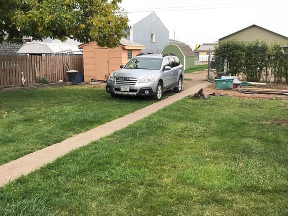 3rd image of 1416 2nd Ave NW