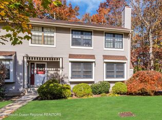1208 Arlington Dr, Toms River, NJ 08755