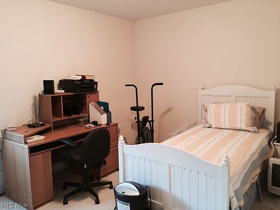 5th image of 1744 Maxwell Blvd #F2
