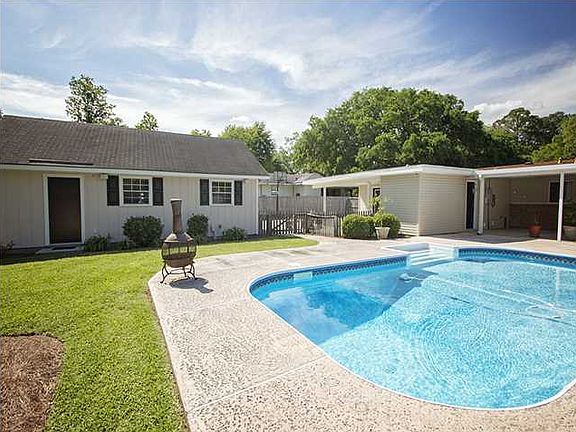 2nd image of 2771 S Grafhill Dr