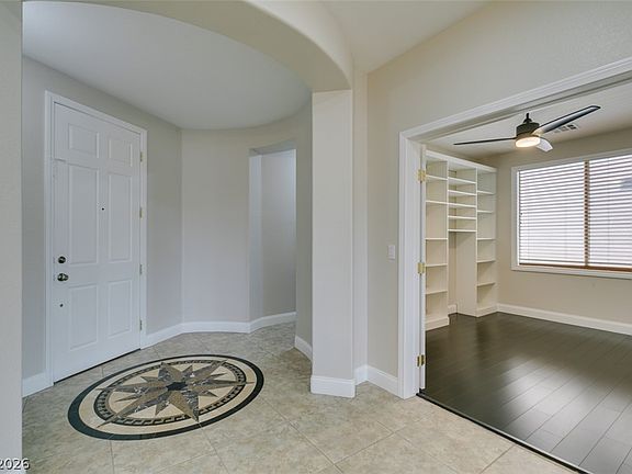 4th image of 9235 Edgeworth Pl