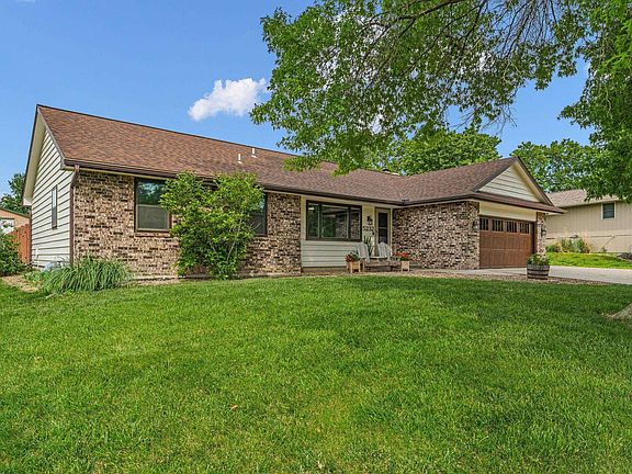 2nd image of 5232 NW Kendall Dr